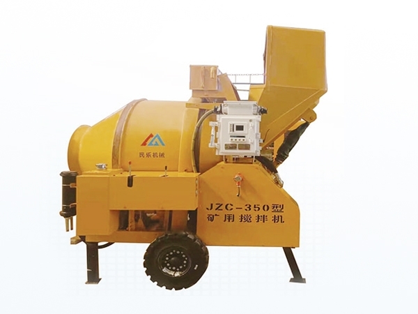 礦用濕噴臺(tái)車(chē)，礦用混凝土泵，礦用攪拌機(jī)發(fā)貨